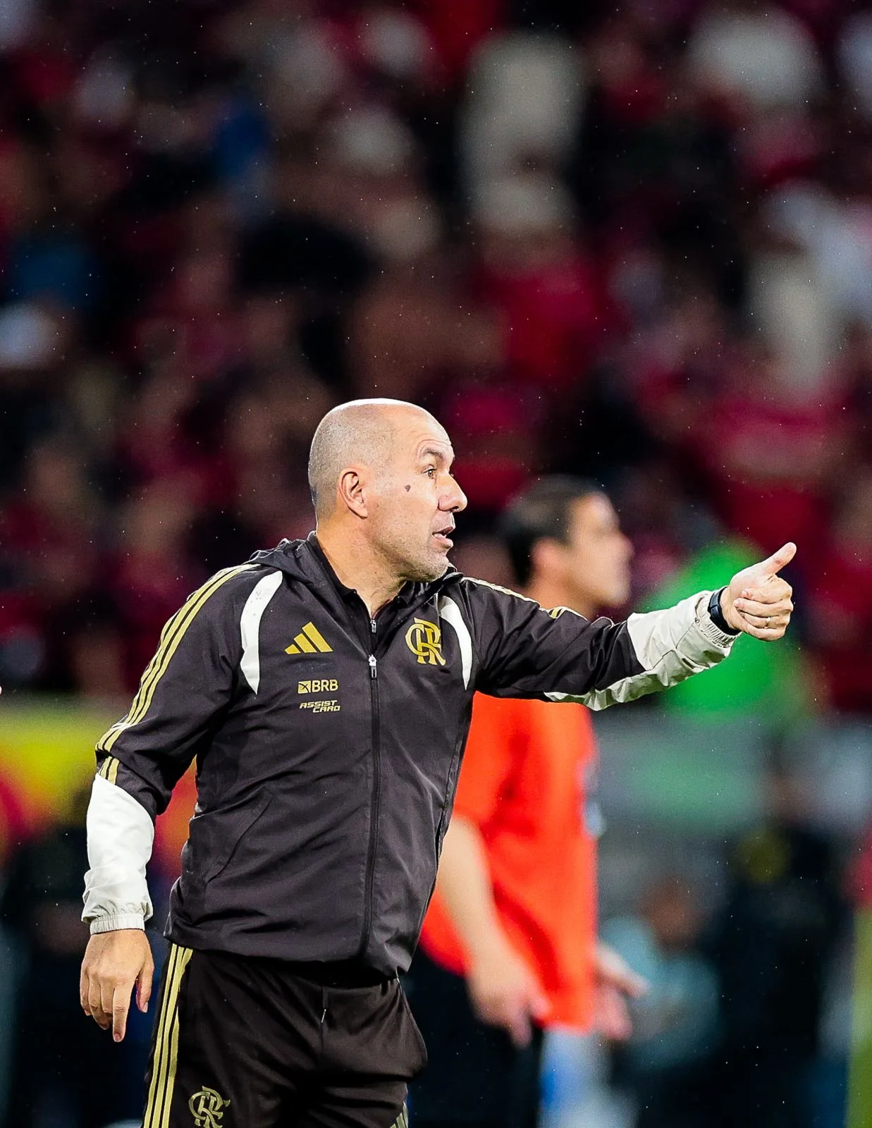 Leonardo Jardim orienta o Flamengo